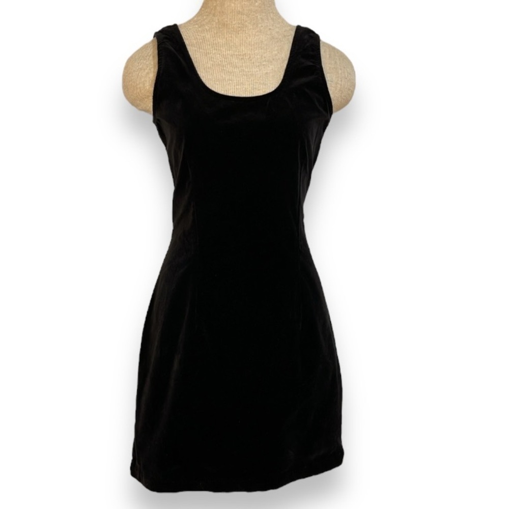 Womens Y2K Black Sleeveless Velvet Dress Size 5 Witchy Neutral Vintage